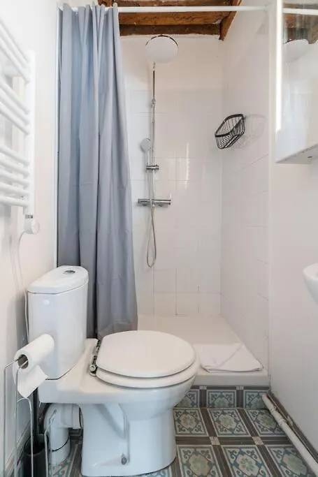 Apartment Studio En Plein Coeur Du Marais Paris