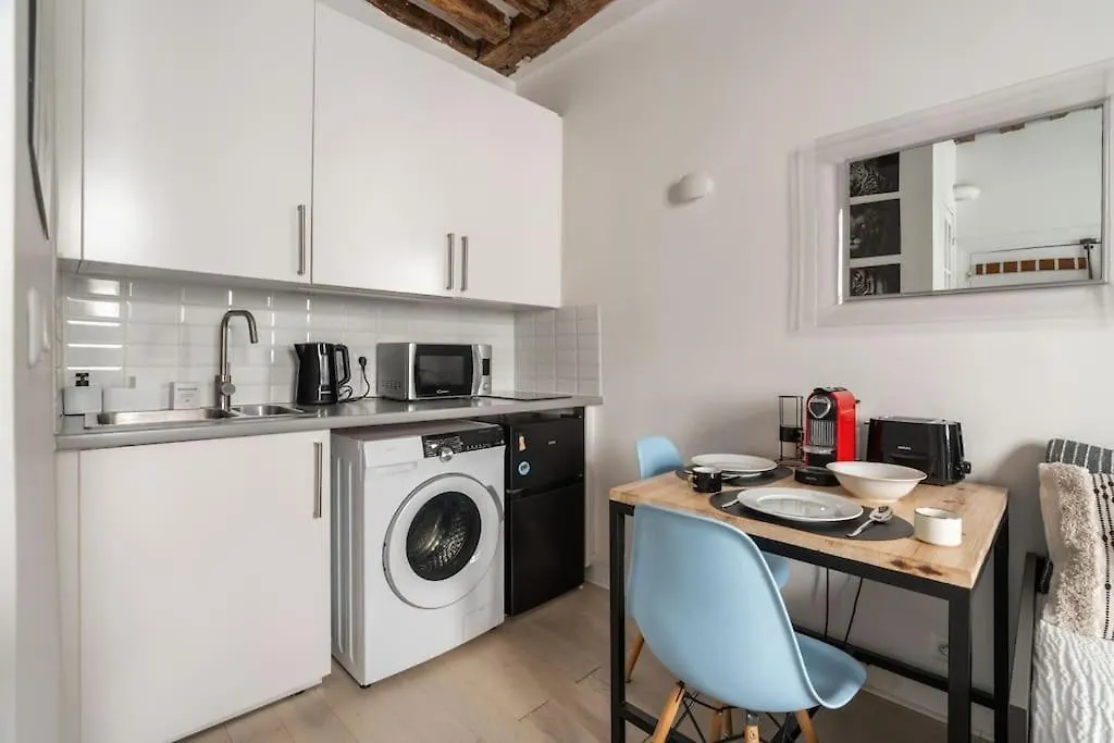 Studio En Plein Coeur Du Marais Paris 0*,  France